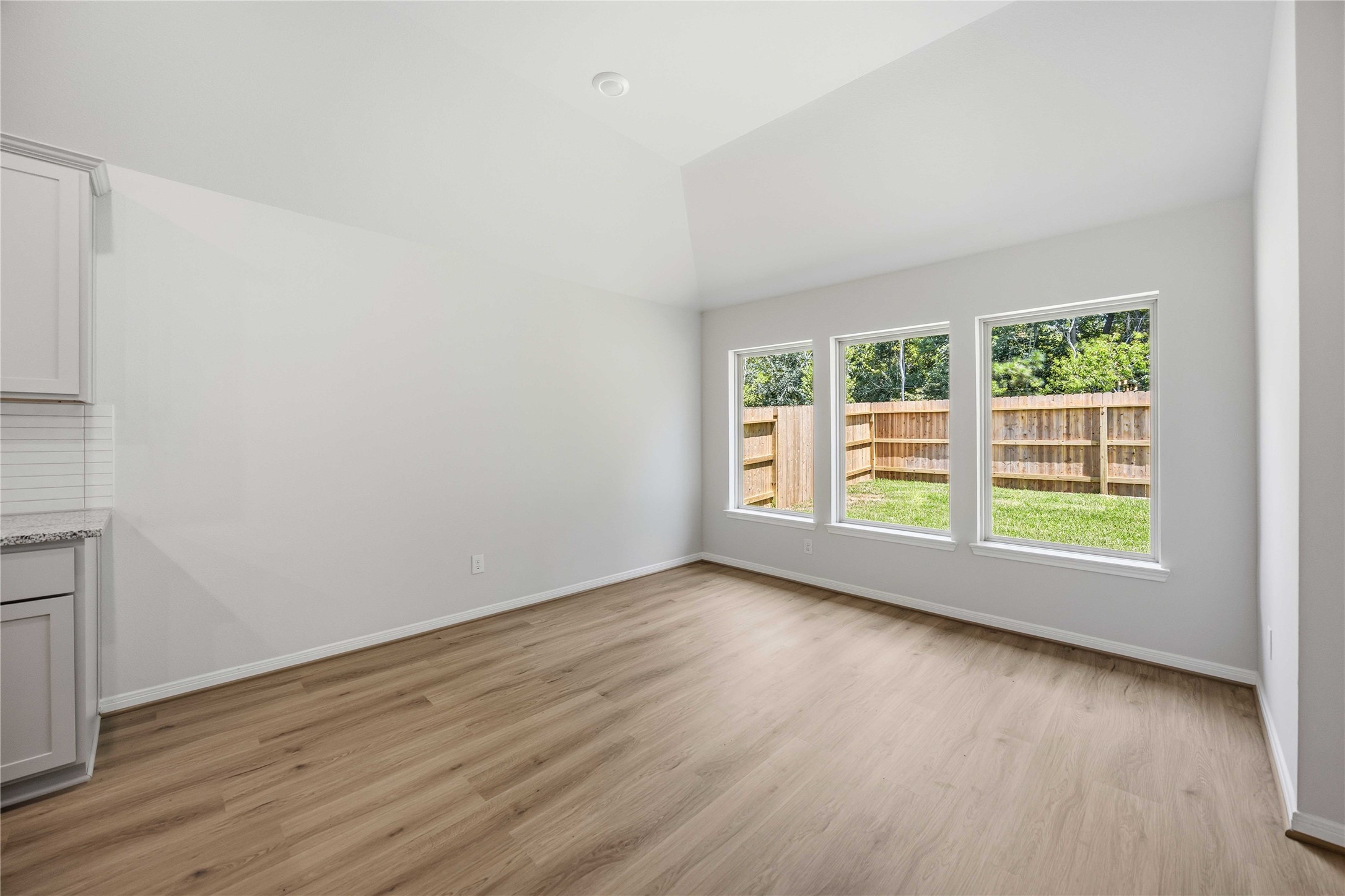 2830 River Juniper Lane Property Photo 7