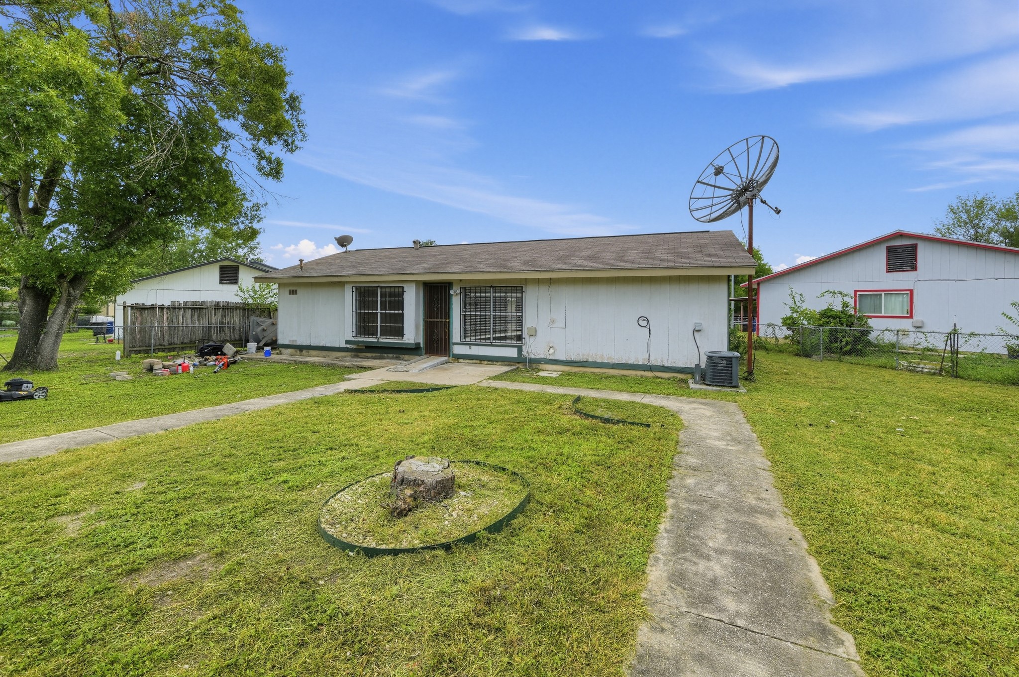 5302 Pirate Cove Property Photo 6