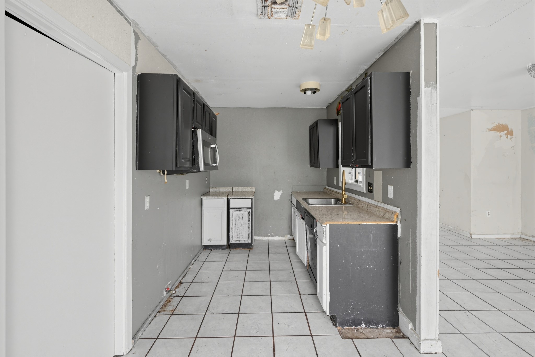 5302 Pirate Cove Property Photo 9
