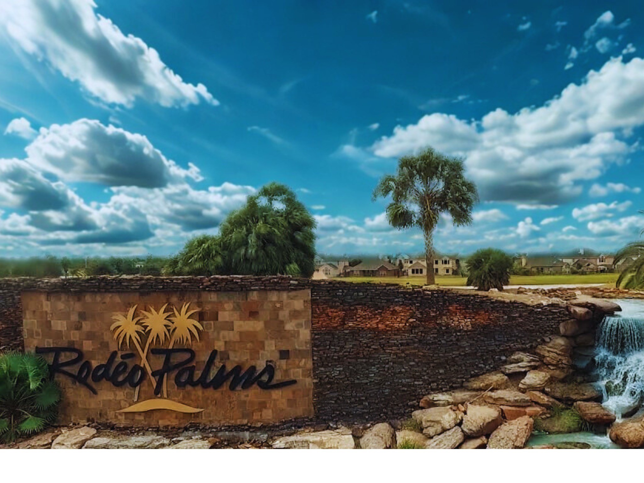 14 Palm Desert Drive Property Photo 1