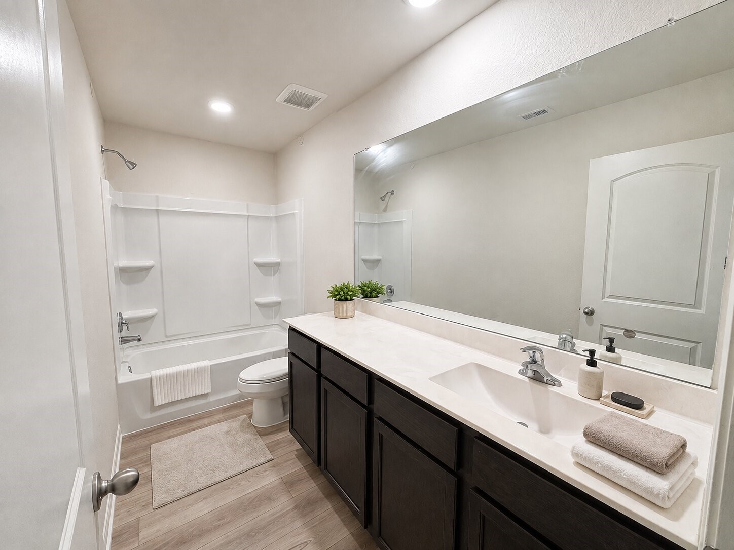 7942 Vacek Meadows Loop Property Photo 8