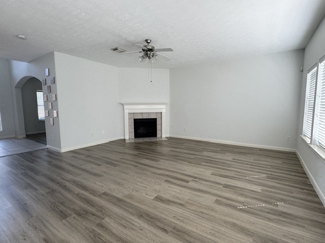6834 Great Oaks Shadow Drive Property Photo 3