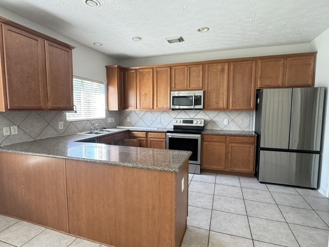 6834 Great Oaks Shadow Drive Property Photo 8