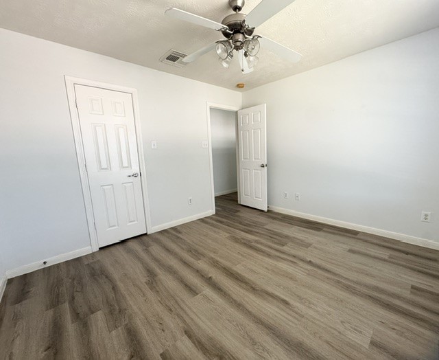 6834 Great Oaks Shadow Drive Property Photo 16