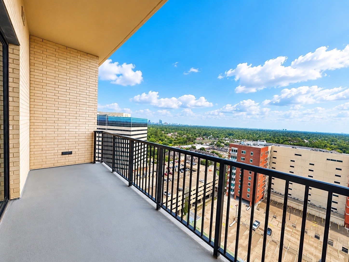 9787 Katy Freeway 1508 Property Photo 4