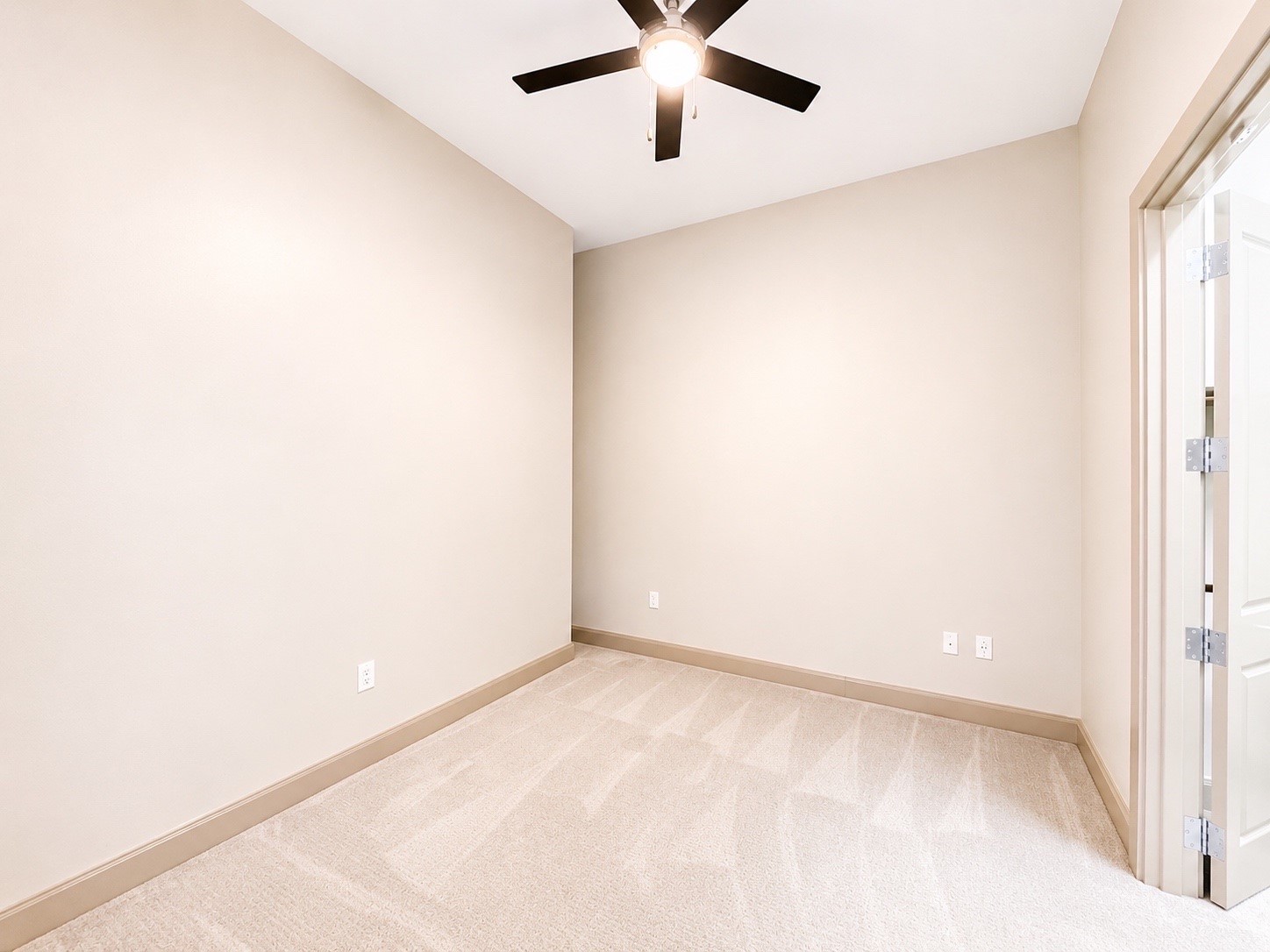 9787 Katy Freeway 1508 Property Photo 6