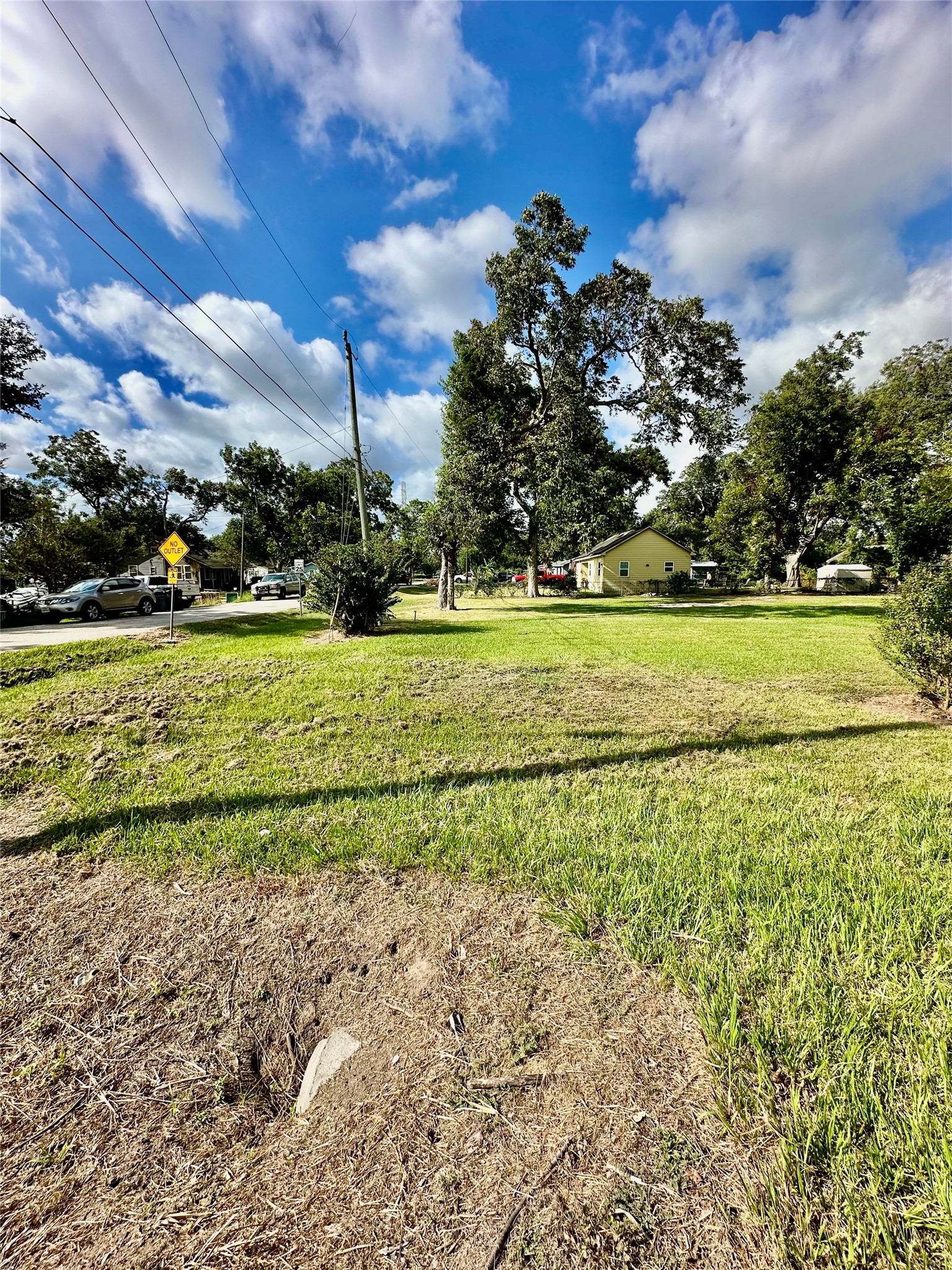400 Old Angleton Road Property Photo 3