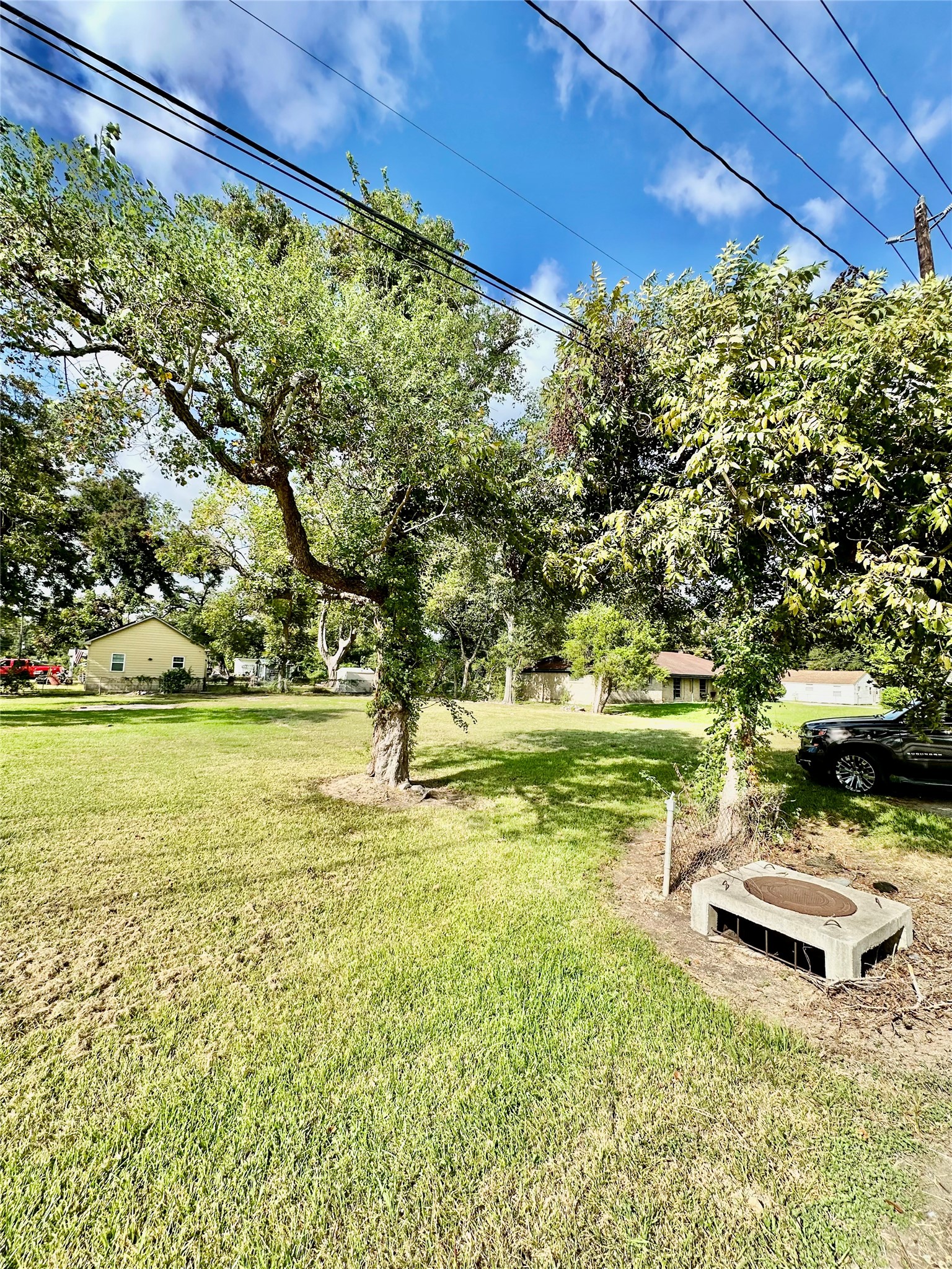 400 Old Angleton Road Property Photo 5