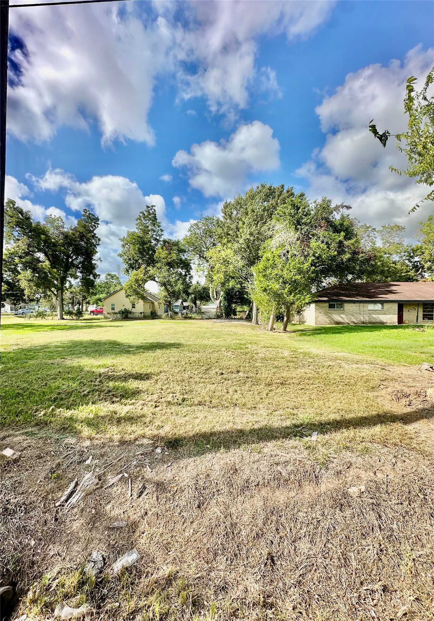 400 Old Angleton Road Property Photo 7