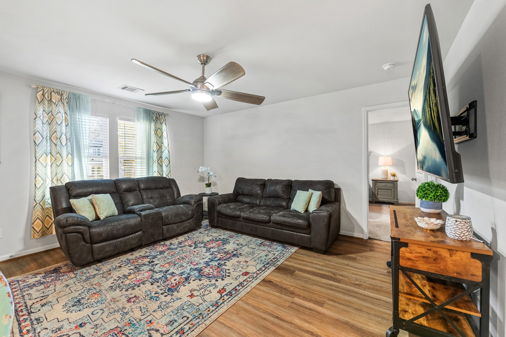 3031 Apache Street Property Photo 2
