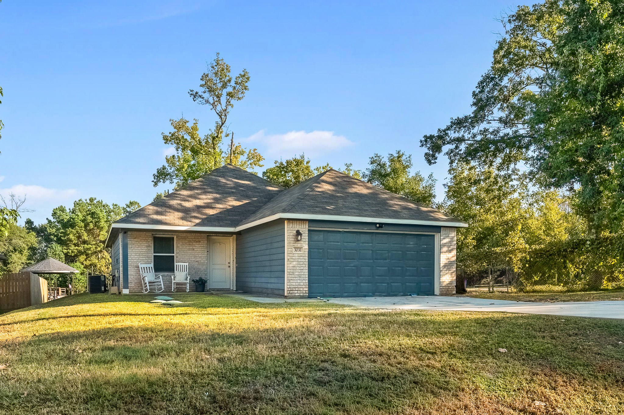 3031 Apache Street Property Photo 19