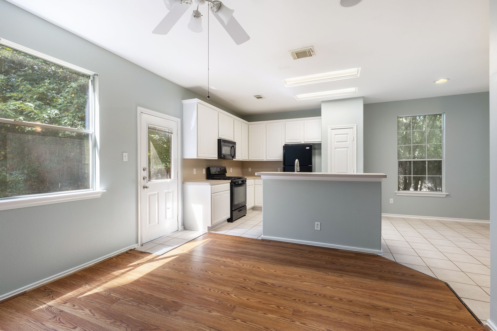 229 E Summerhaze Circle Property Photo 15
