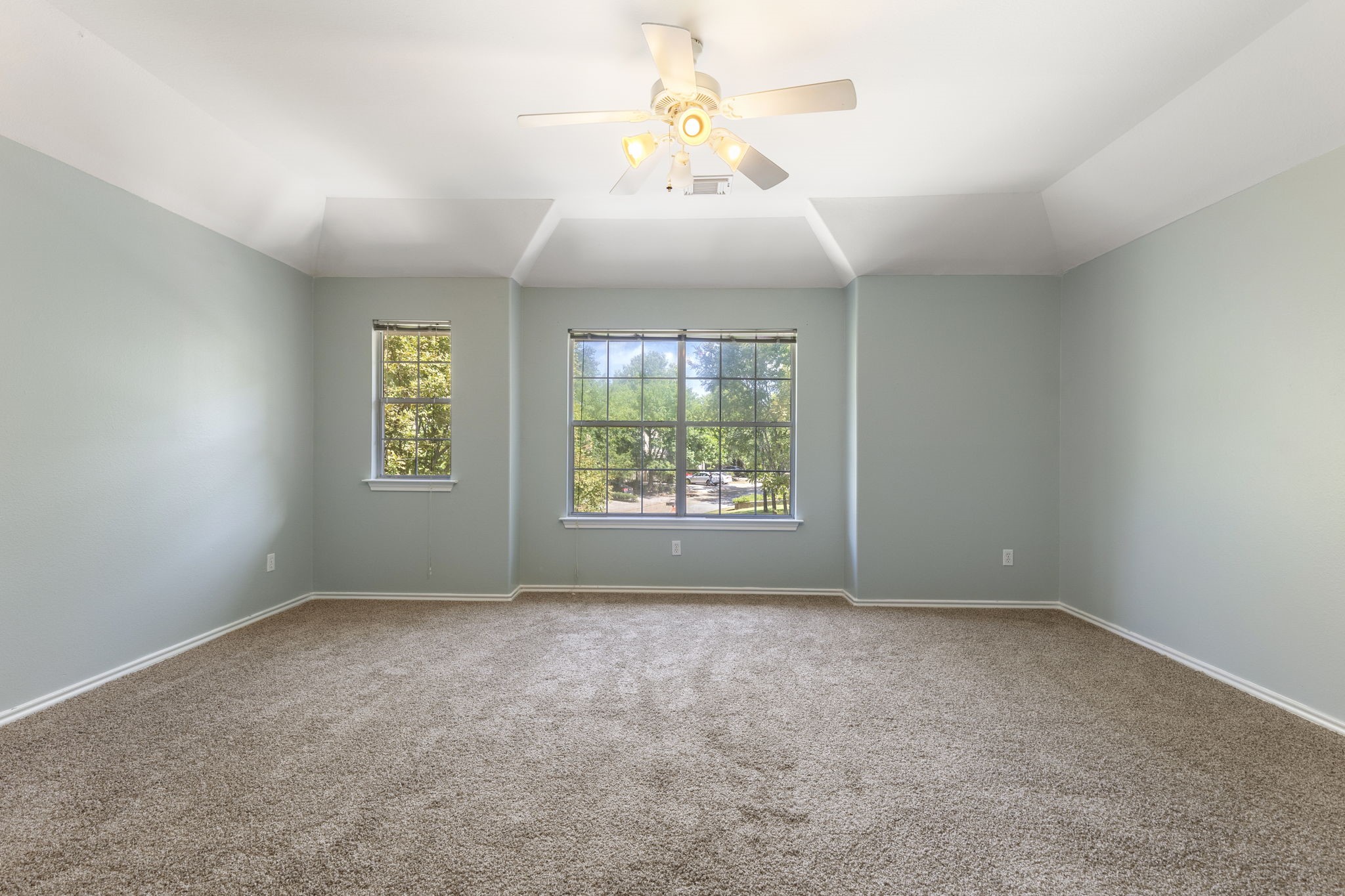 229 E Summerhaze Circle Property Photo 19