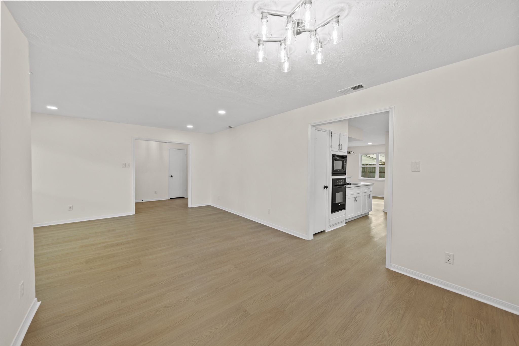 2931 Kevin Lane Property Photo 12
