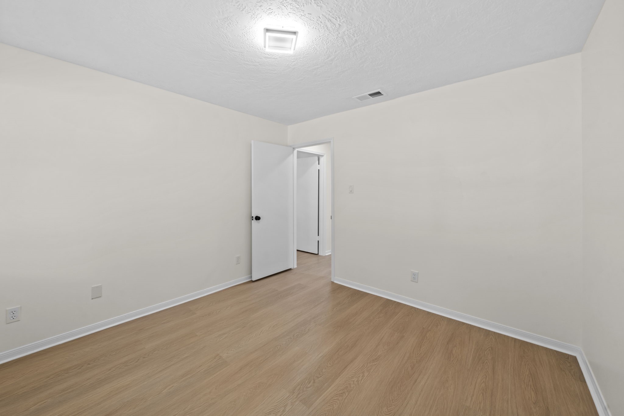 2931 Kevin Lane Property Photo 23