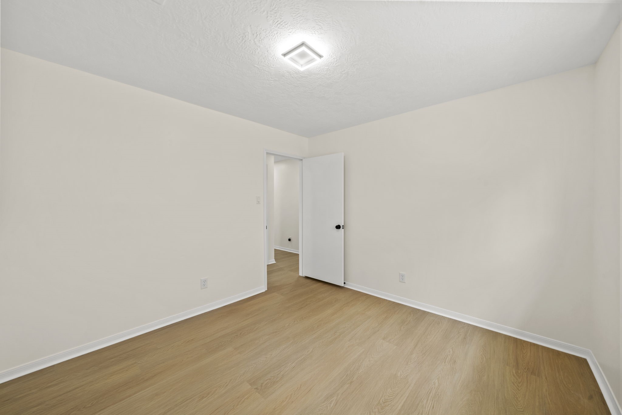 2931 Kevin Lane Property Photo 27