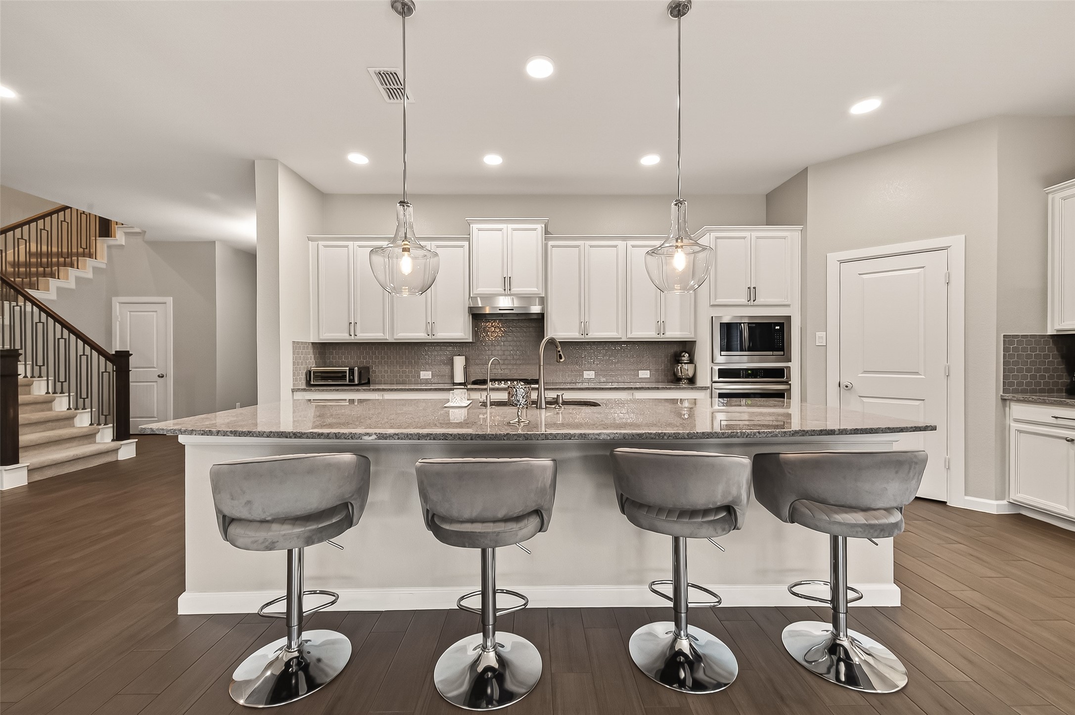 2706 Ripe Amber Cup Court Property Photo 13