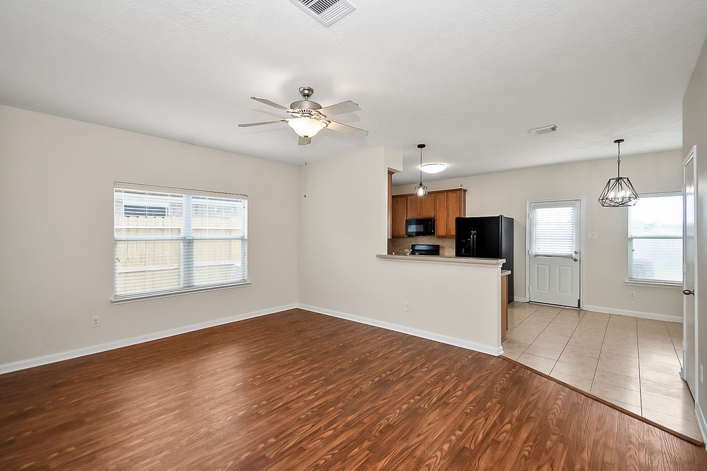 1014 Vernage Road Property Photo 4