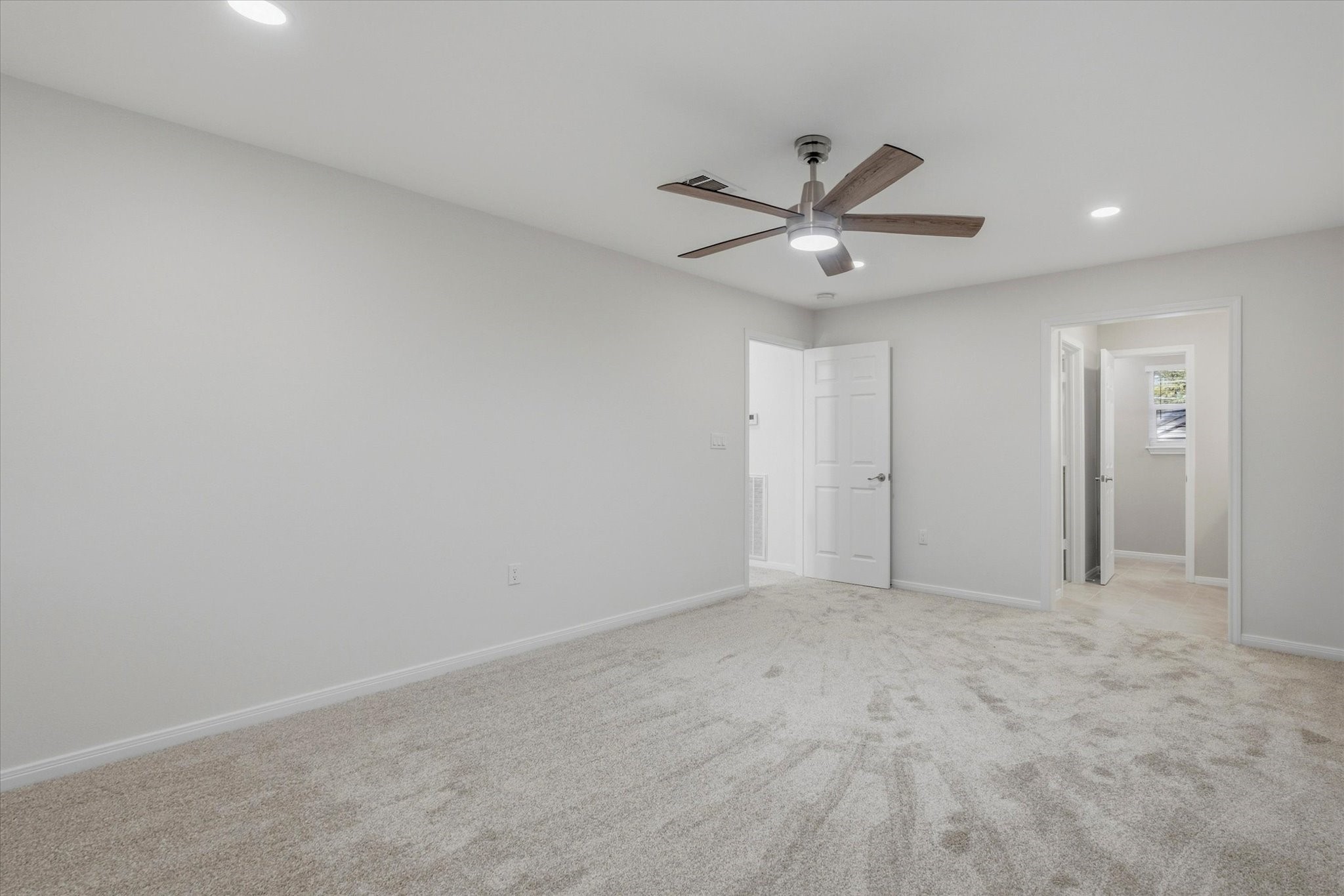 3234 Golden Leaf Drive Property Photo 14