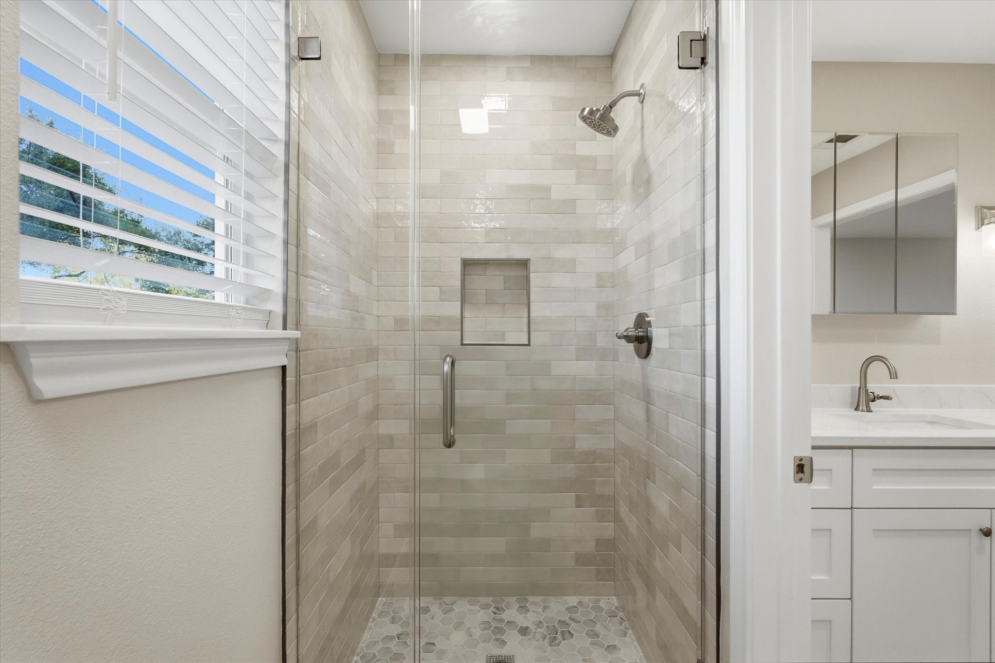 3234 Golden Leaf Drive Property Photo 15