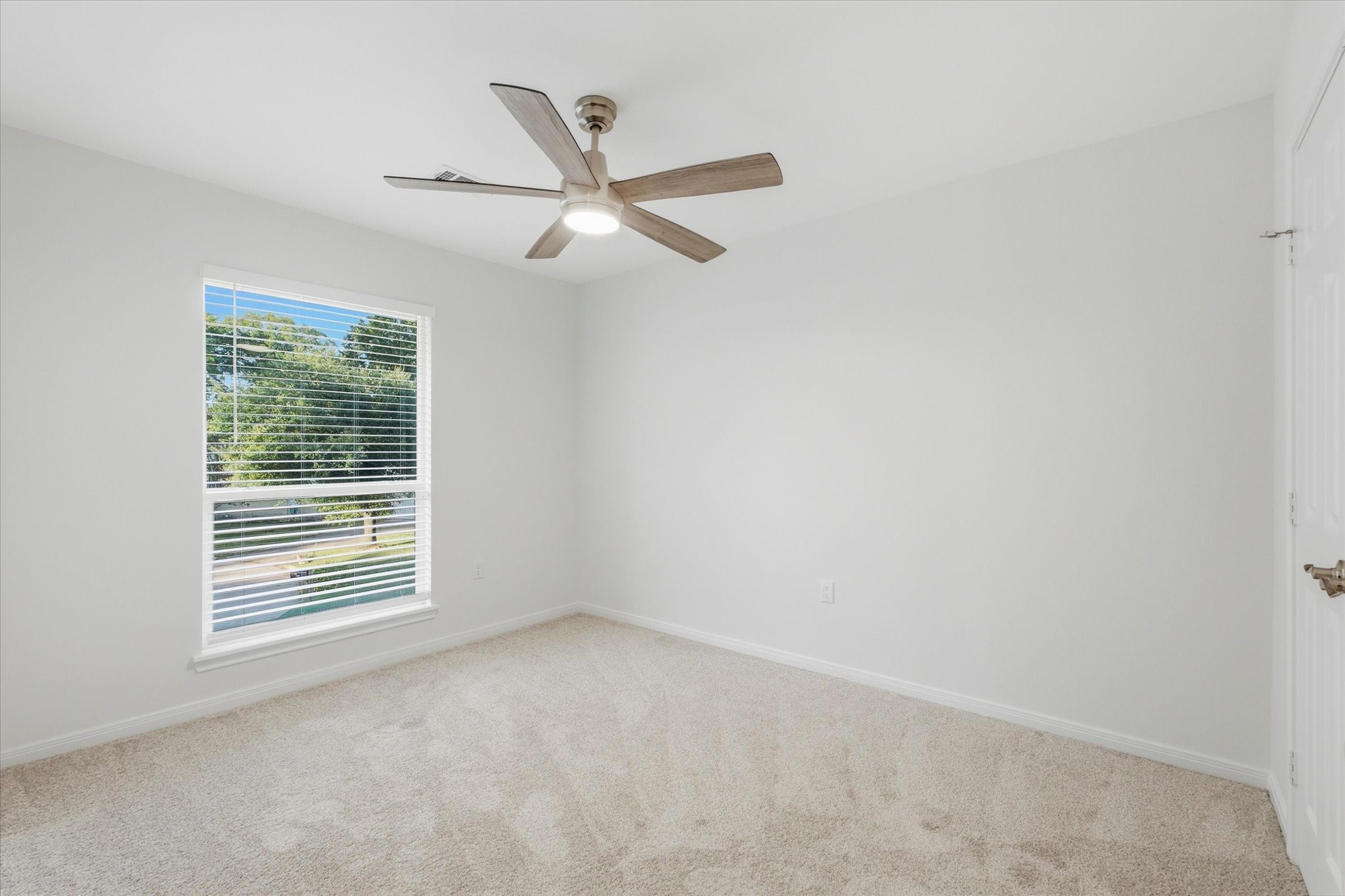 3234 Golden Leaf Drive Property Photo 20