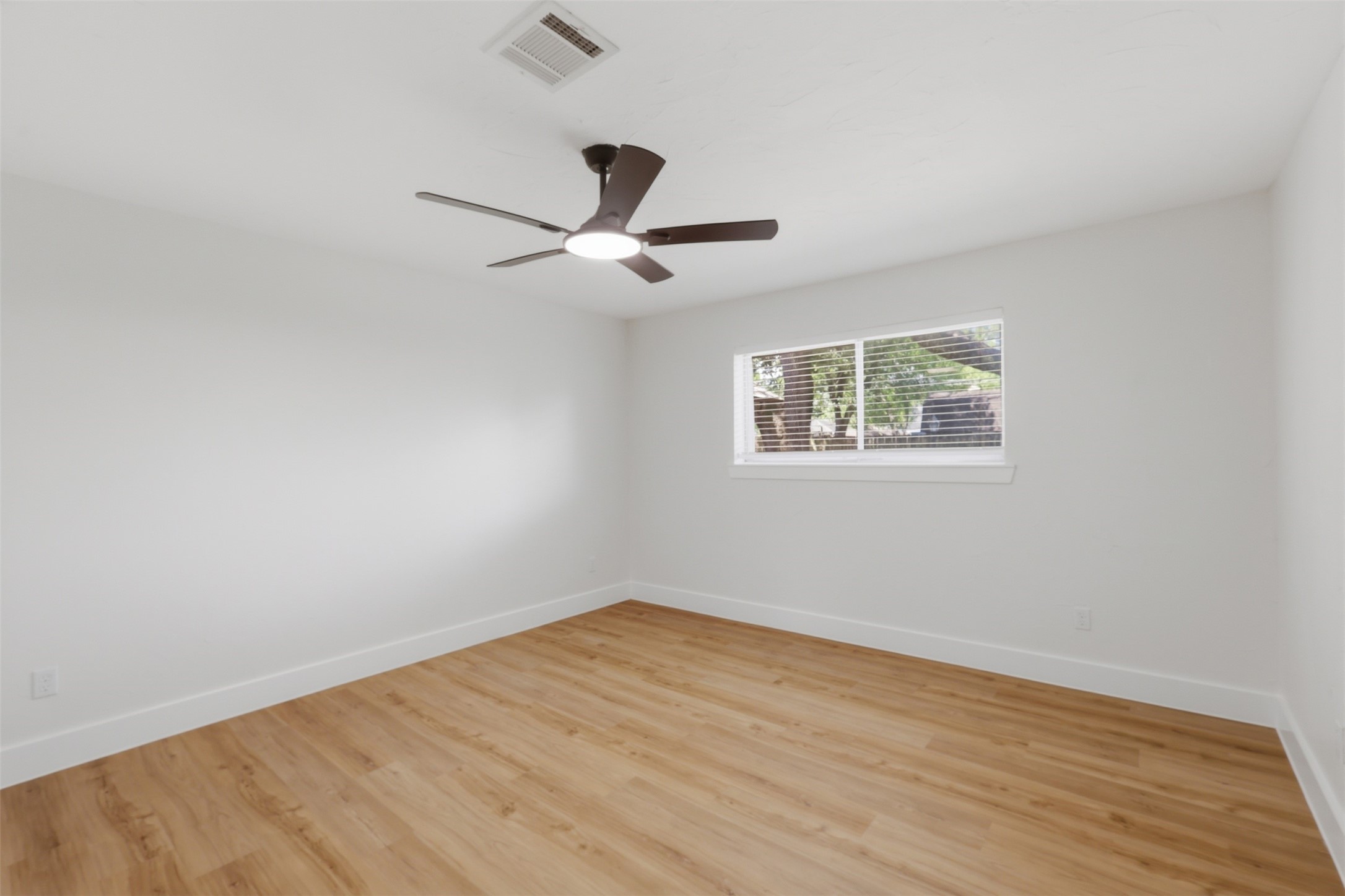 11507 Barwood Bend Drive Property Photo 12