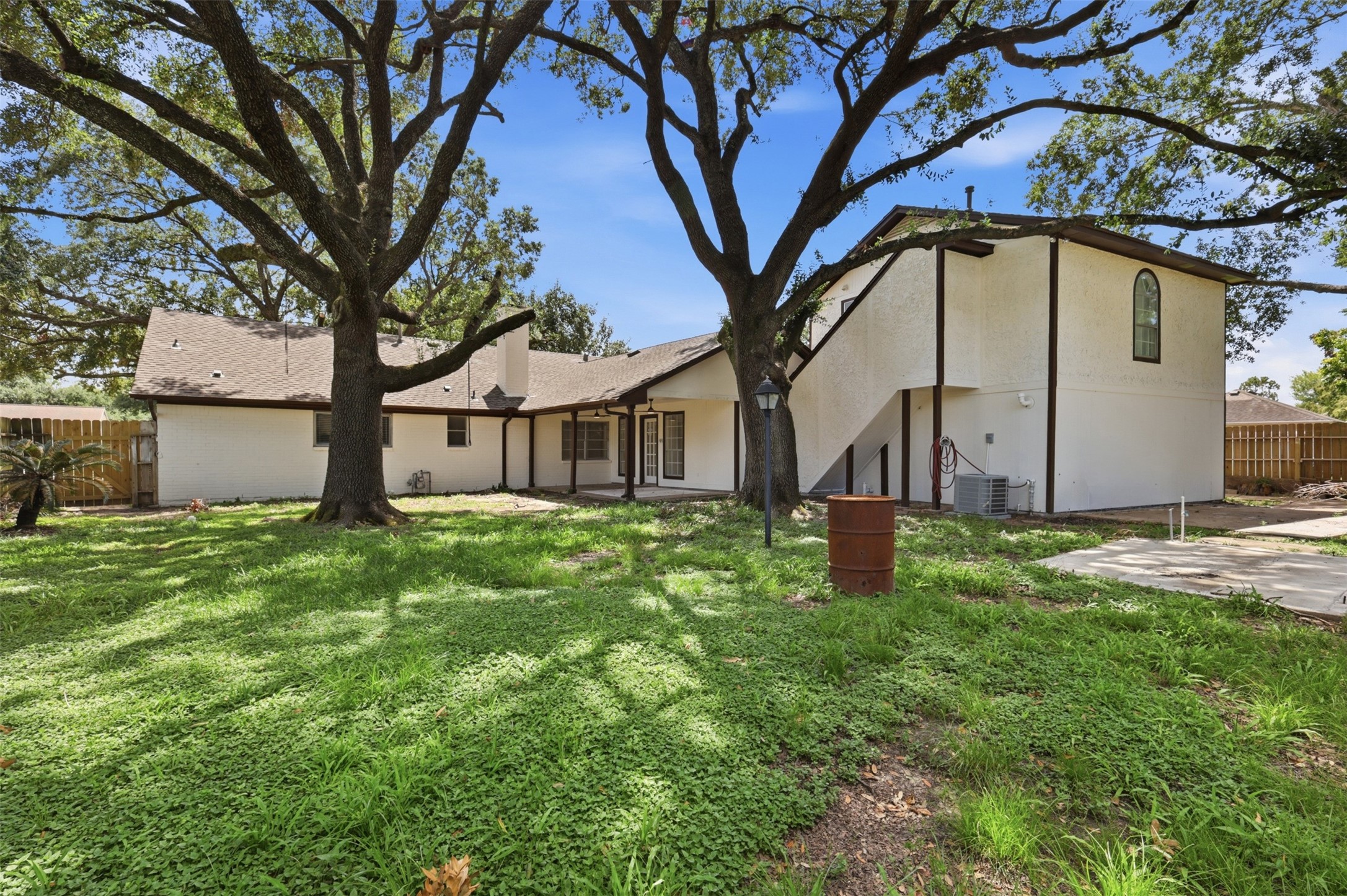 11507 Barwood Bend Drive Property Photo 19