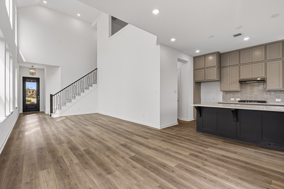 16710 Skylark Forest Drive Property Photo 9
