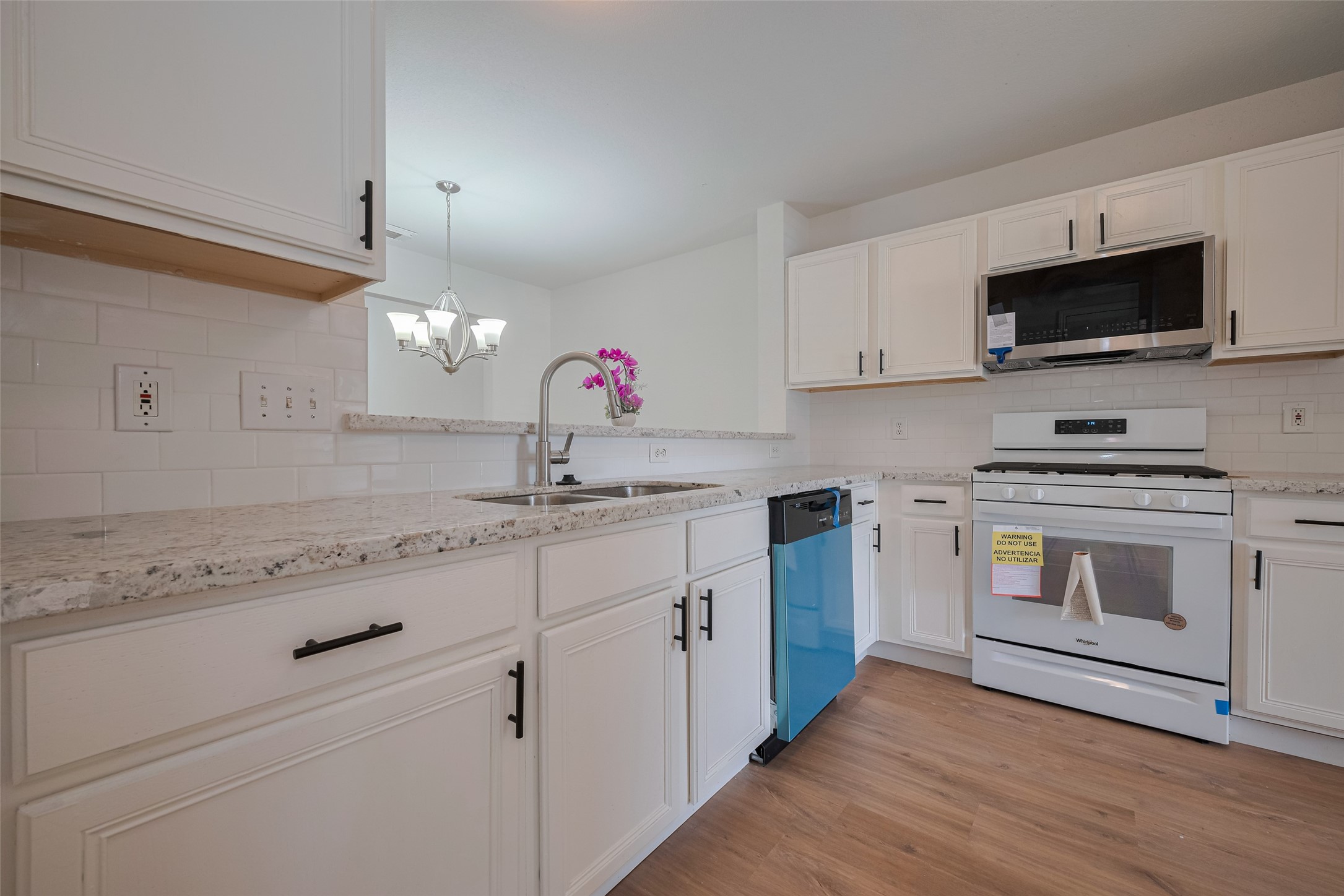 10918 Linden Gate Drive Property Photo 1