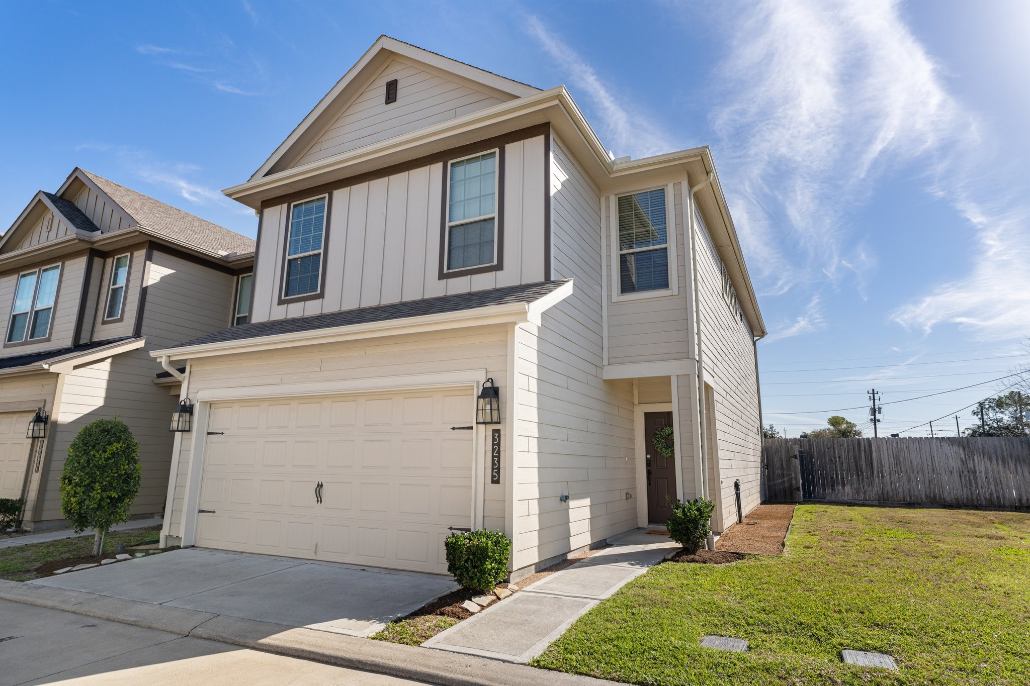 3235 Longleaf Meadows Drive Property Photo 1