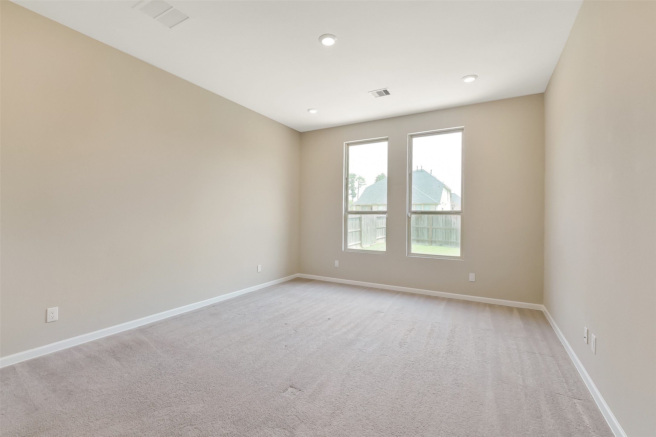 1439 Northwood Bluff Lane Property Photo 14