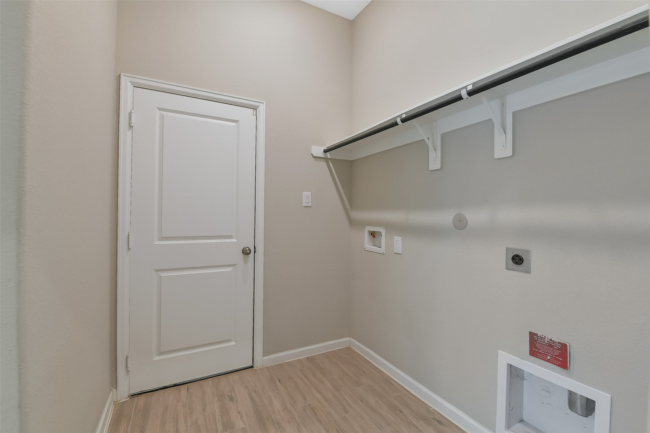 1439 Northwood Bluff Lane Property Photo 20