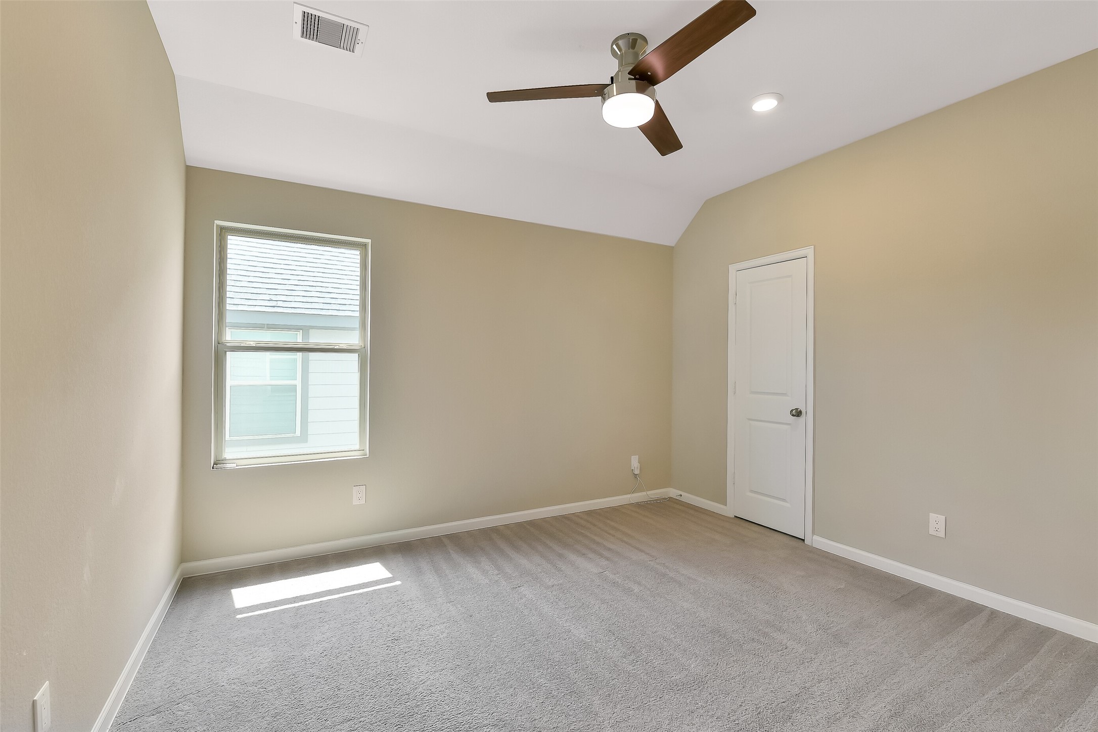 1439 Northwood Bluff Lane Property Photo 24