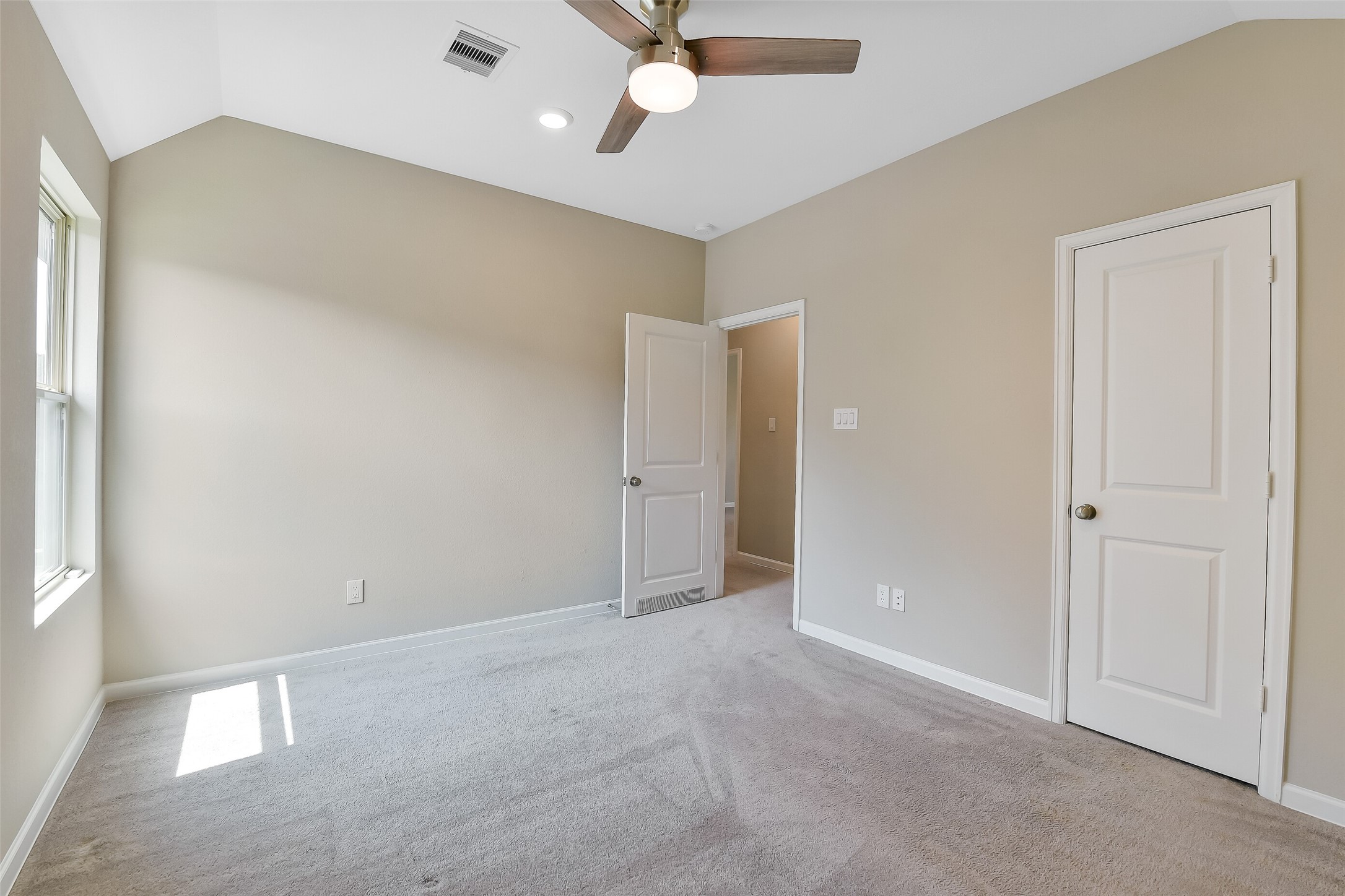 1439 Northwood Bluff Lane Property Photo 25