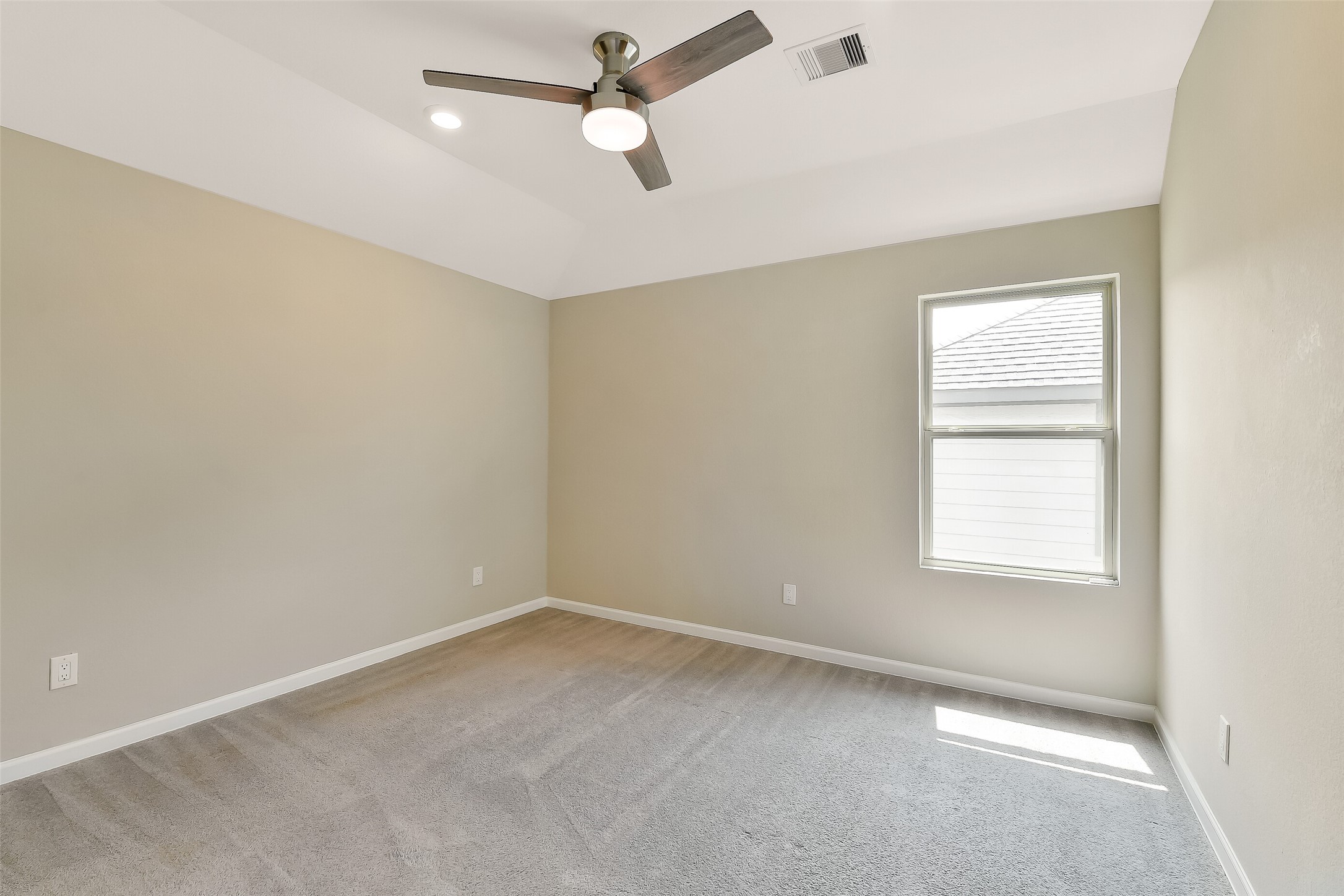 1439 Northwood Bluff Lane Property Photo 26