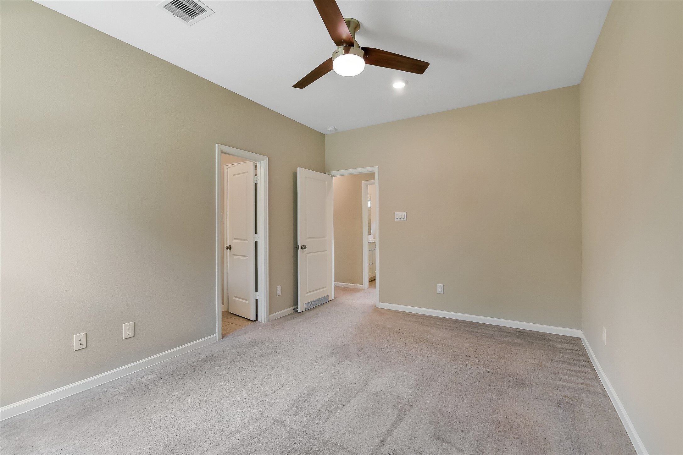 1439 Northwood Bluff Lane Property Photo 29