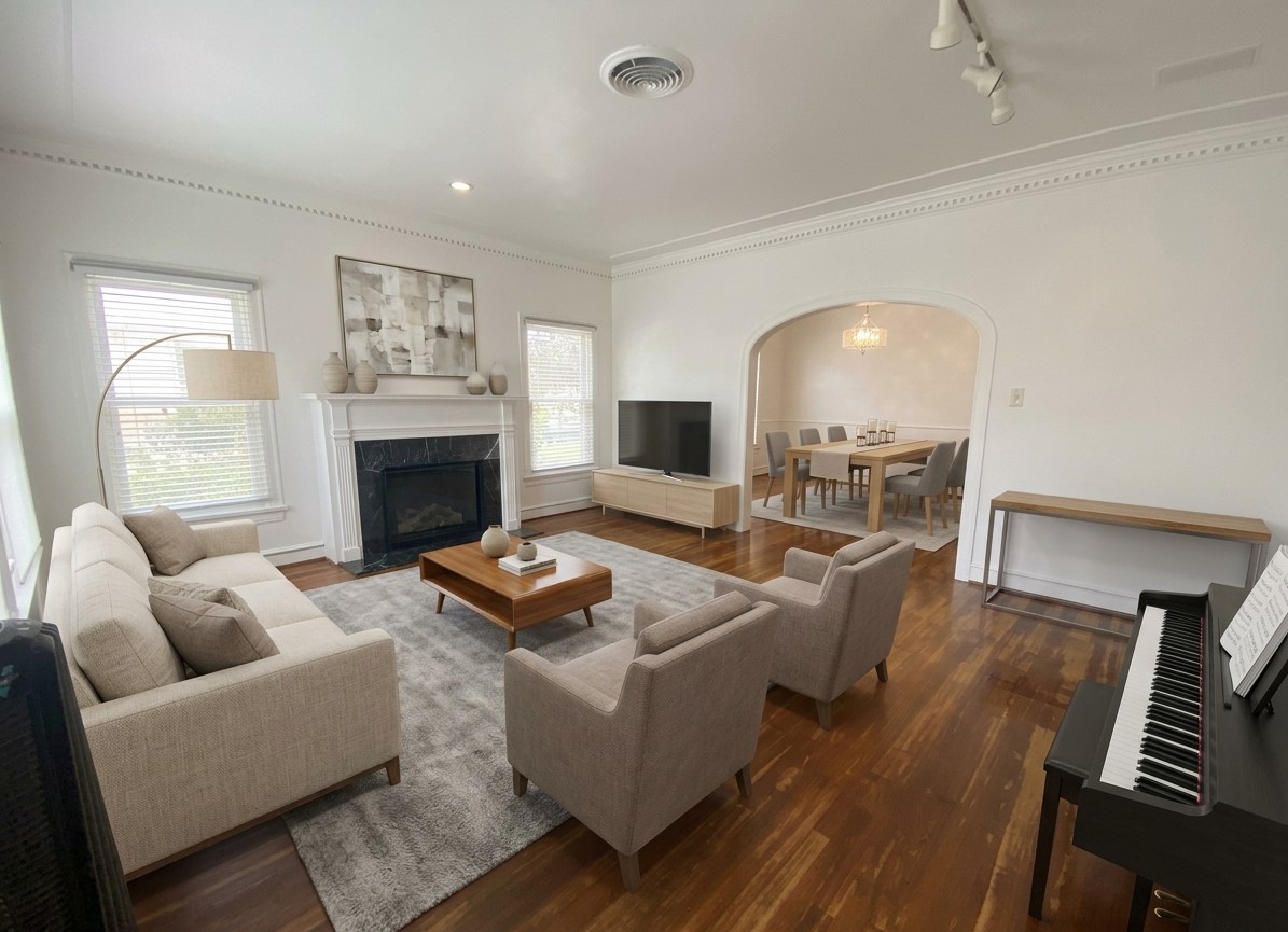 1964 Norfolk Street Property Photo 3