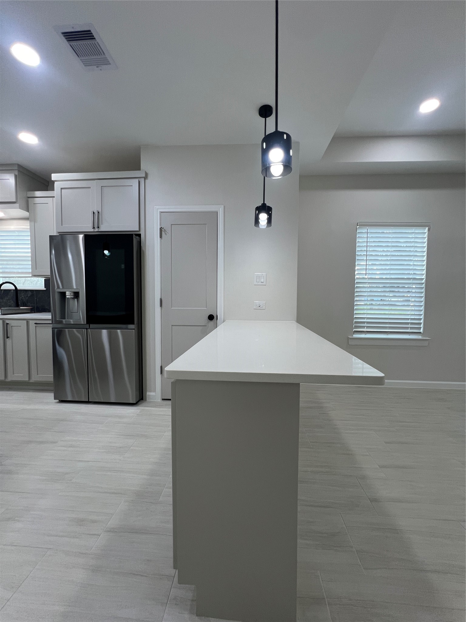 817 Center Street Property Photo 14