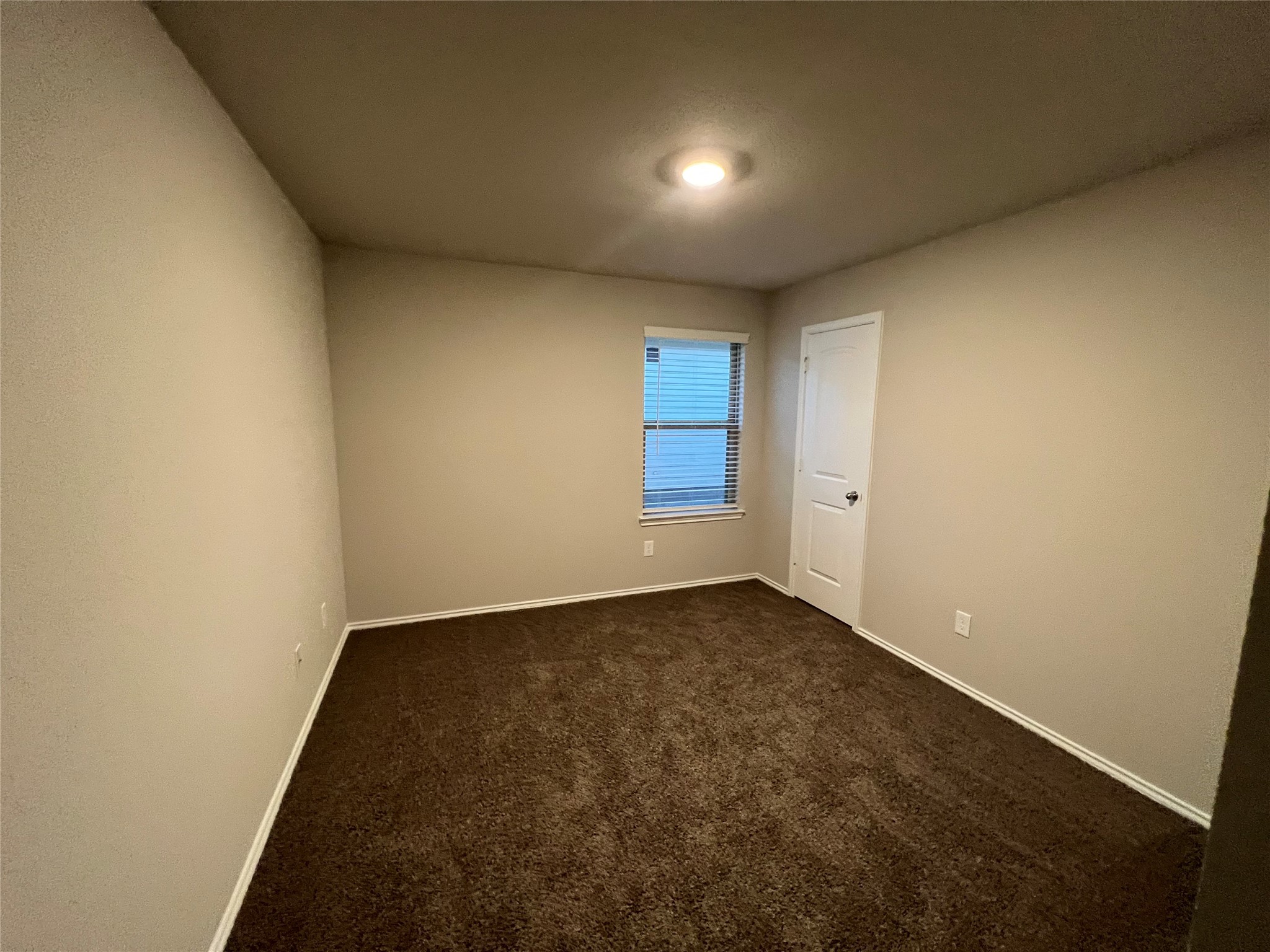 332 Pecos Drive Property Photo 7