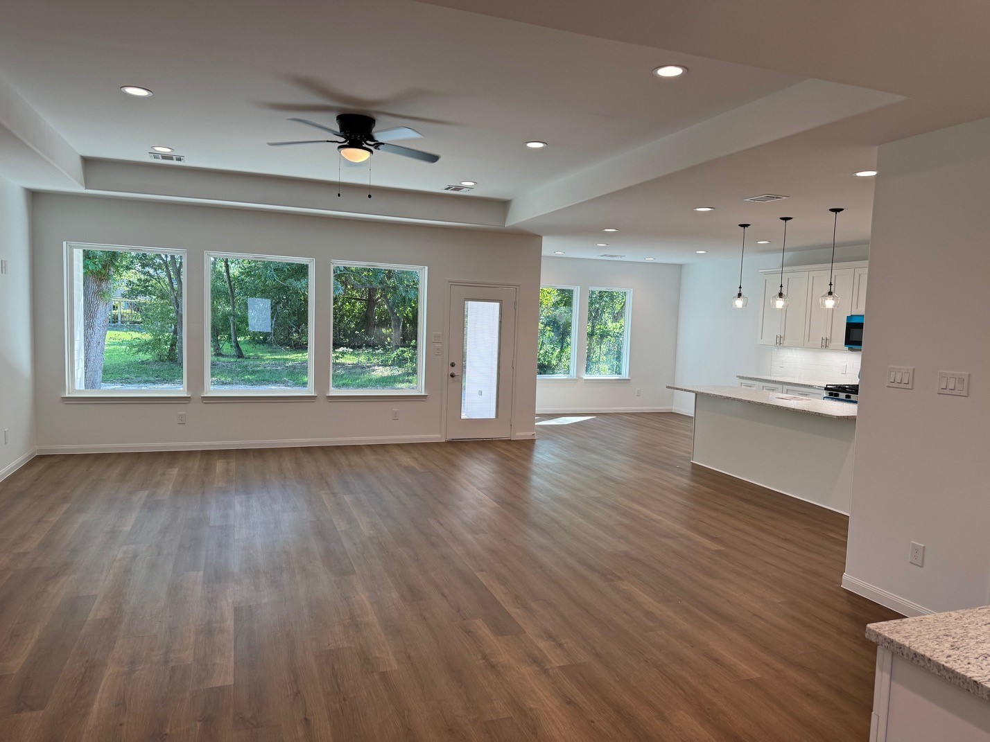 6405 Carver Avenue Property Photo
