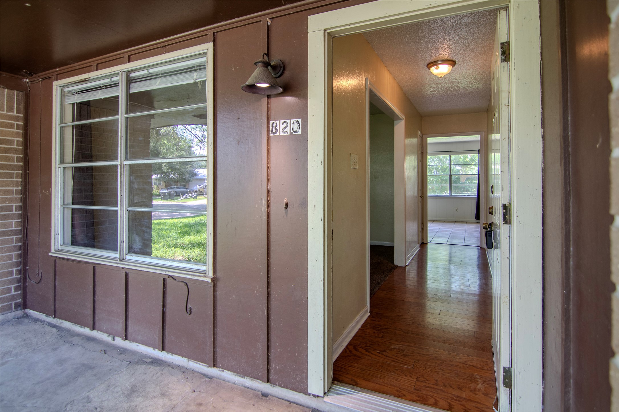 820 Midas Lane Property Photo 3