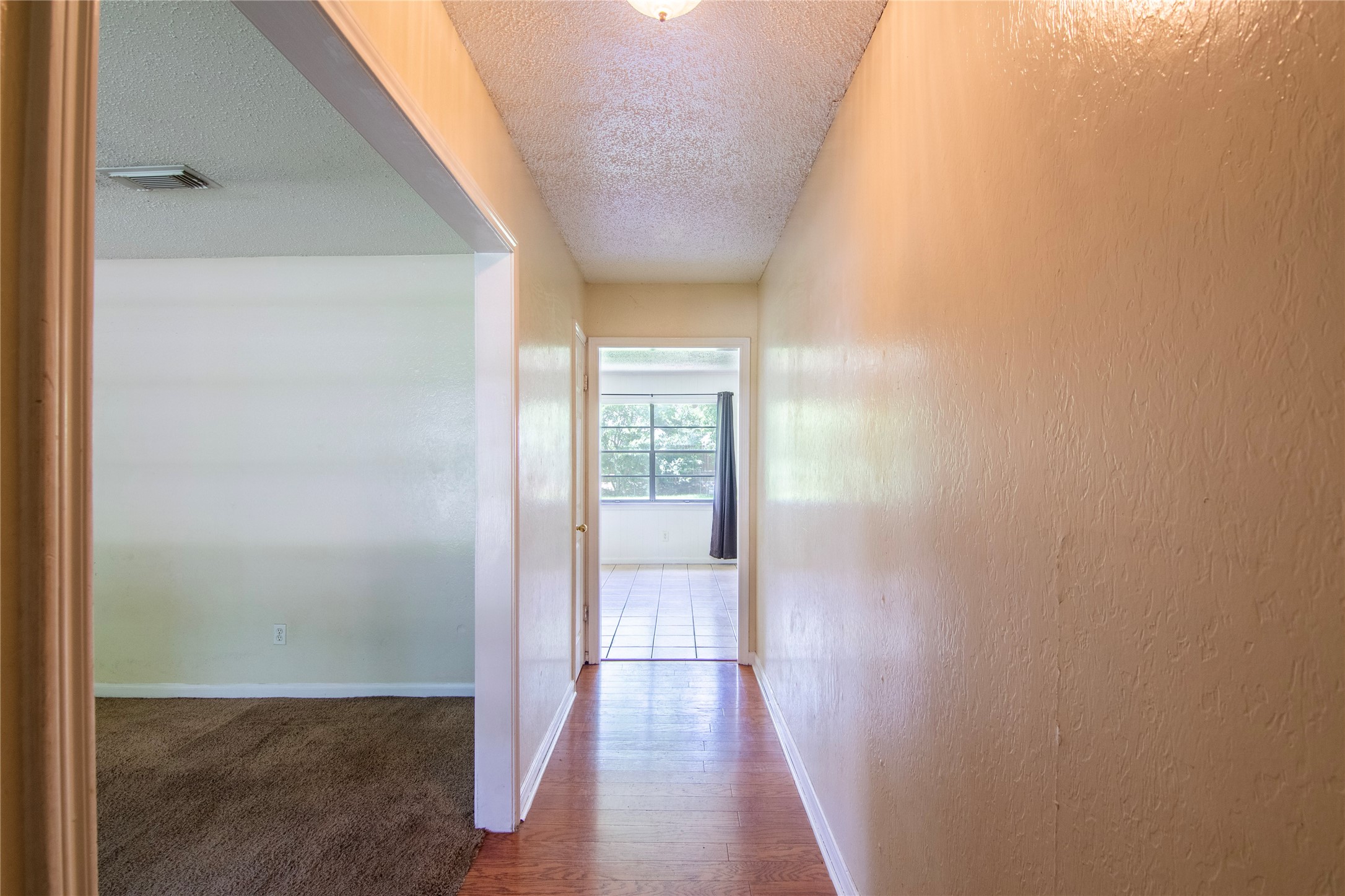 820 Midas Lane Property Photo 4