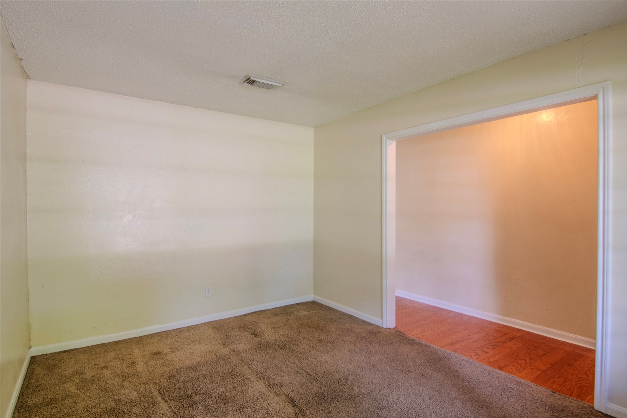 820 Midas Lane Property Photo 6
