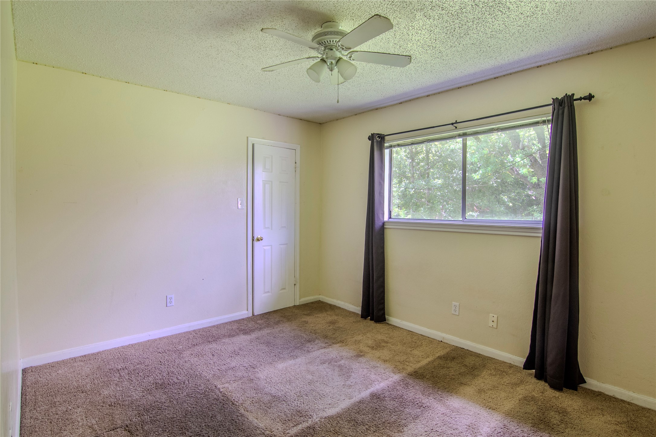 820 Midas Lane Property Photo 12