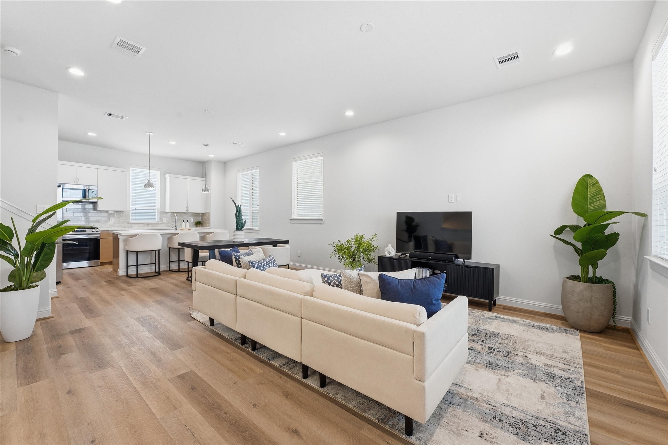 1804 Elysian Street Property Photo 7