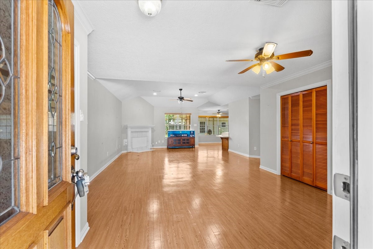 607 Sharondoah Drive Property Photo 6