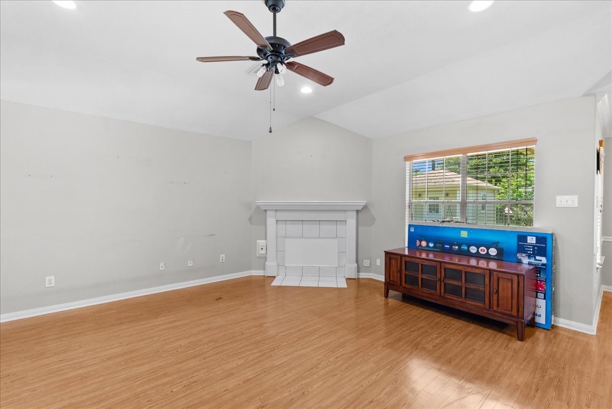 607 Sharondoah Drive Property Photo 10