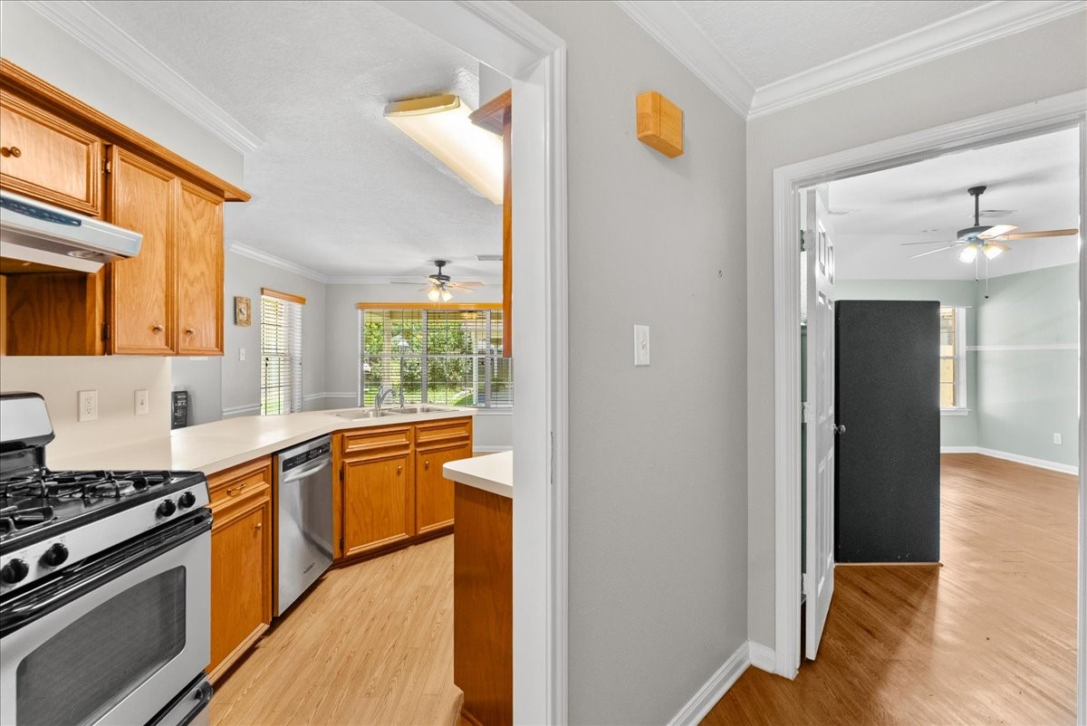 607 Sharondoah Drive Property Photo 16