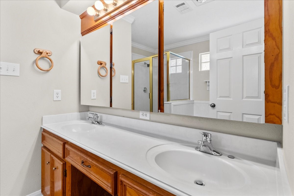 607 Sharondoah Drive Property Photo 21