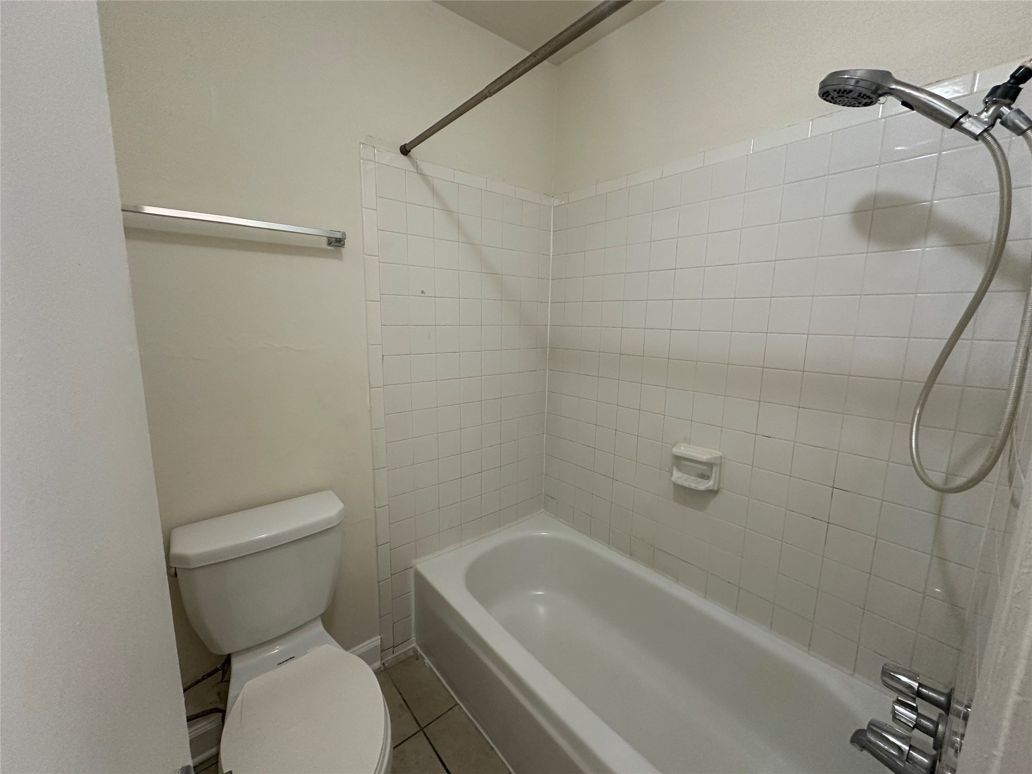 219 West Alabama 12 Property Photo 8